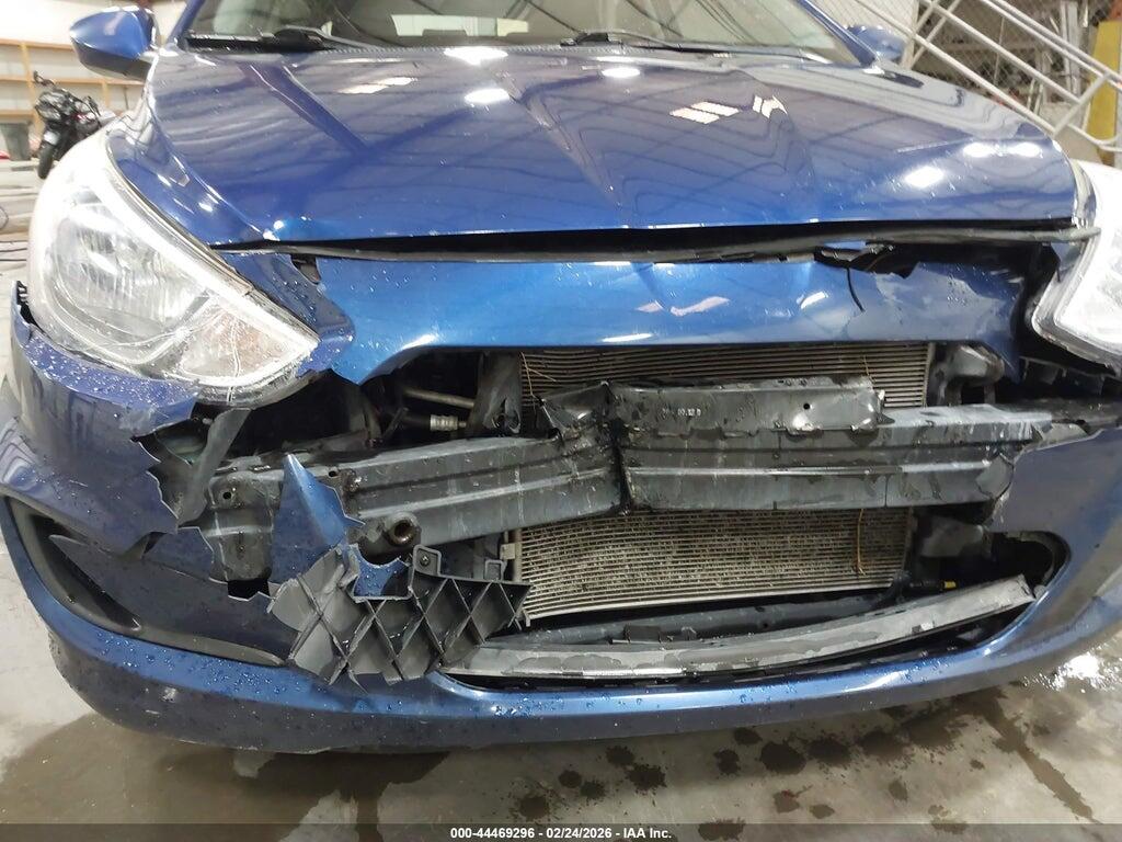 KMHCT5AE8HU305564 2017 HYUNDAI ACCENT photo no. 6