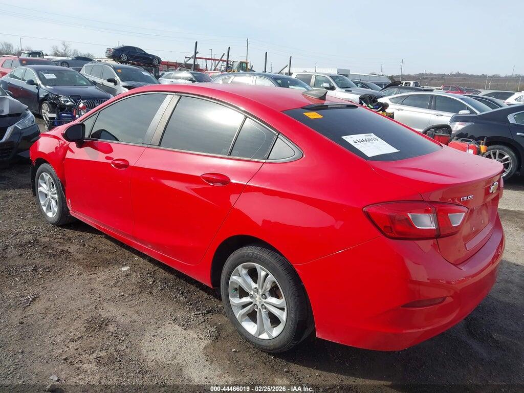 1G1BC5SM1K7126853 2019 CHEVROLET CRUZE photo no. 3