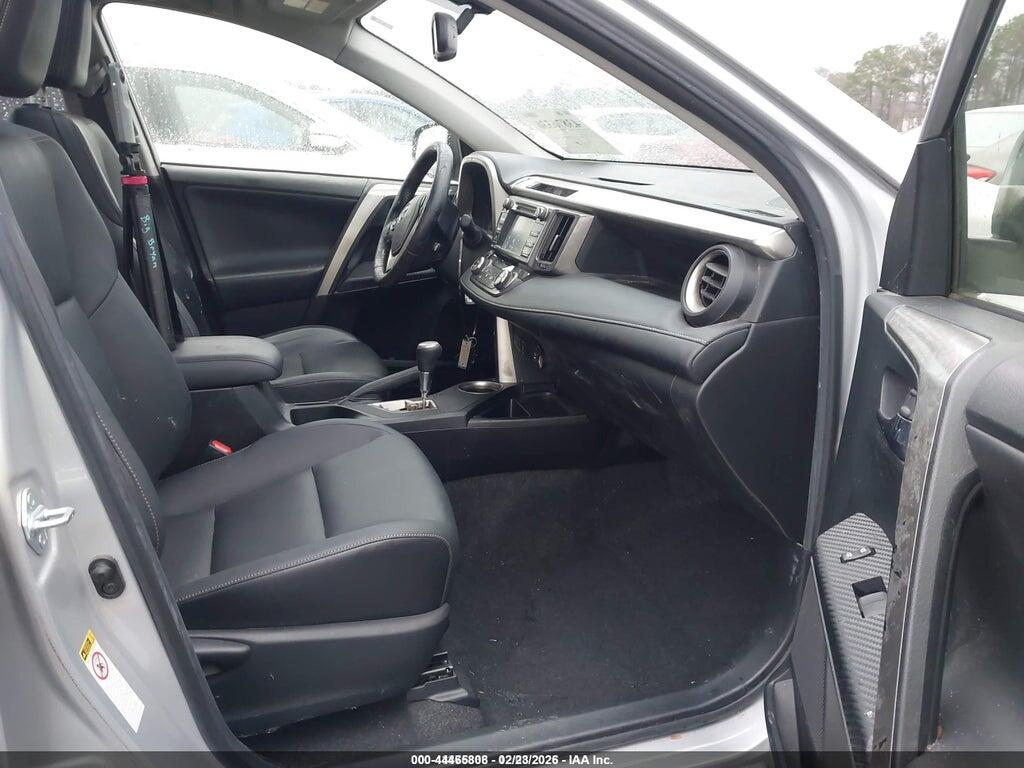 JTMDFREV5FD154052 2015 TOYOTA RAV4 photo no. 5