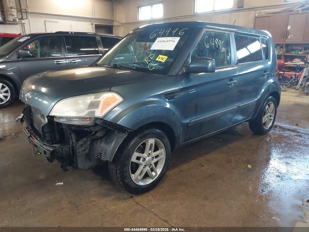 KNDJT2A25B7214726 2011 KIA SOUL photo no. 2