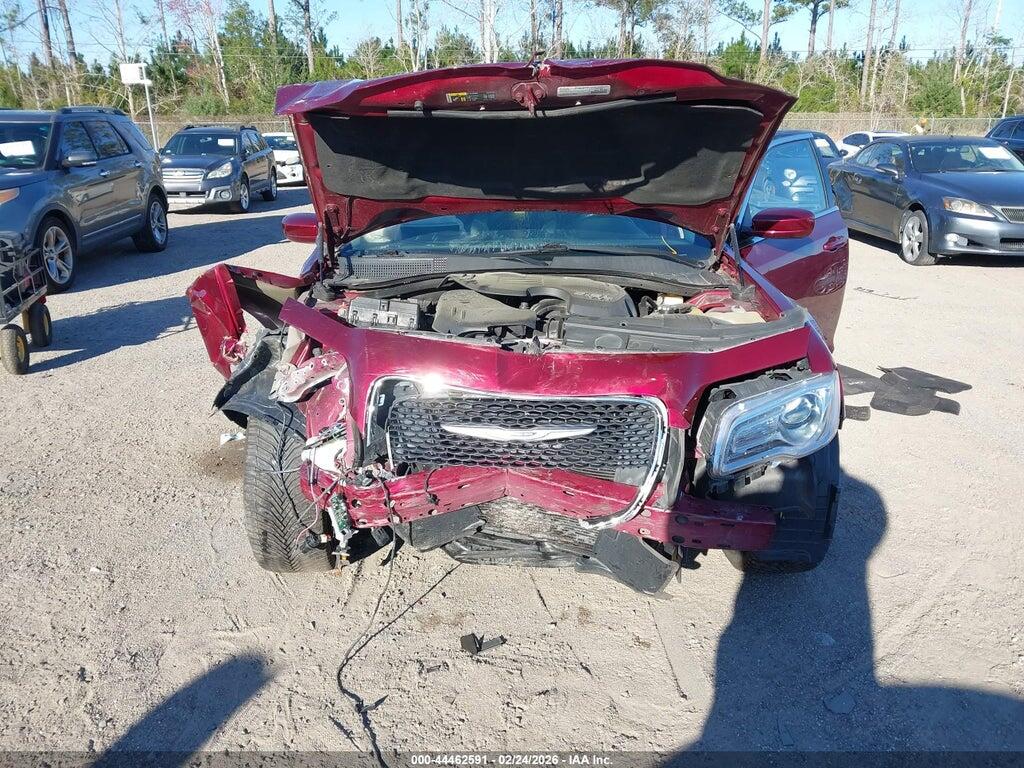 2C3CCAAG6JH296469 2018 CHRYSLER 300 photo no. 6