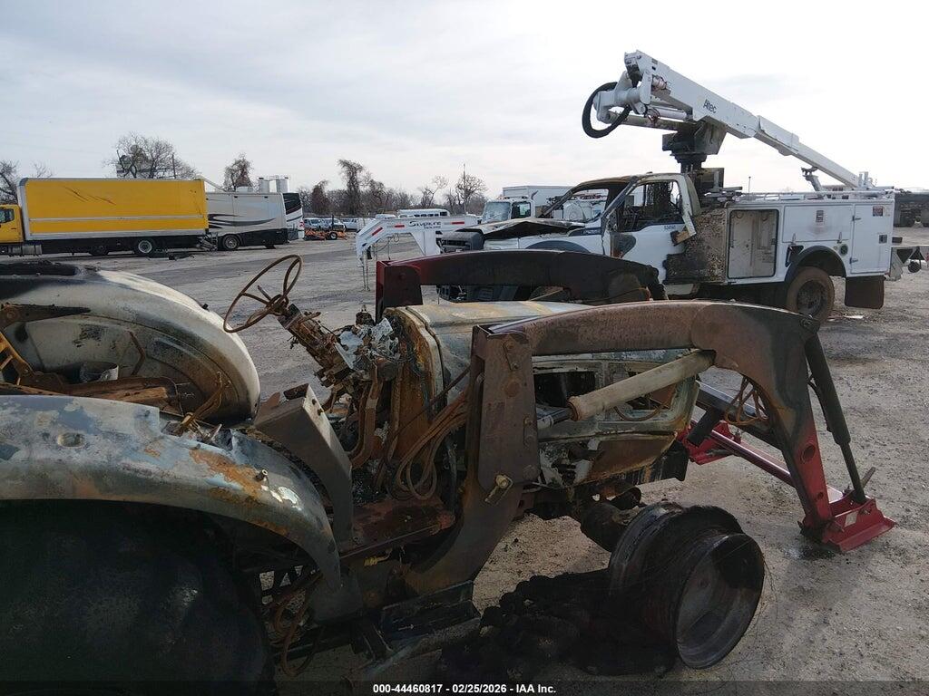 C5061187103953669 2011 MAHINDRA TRACTOR photo no. 5