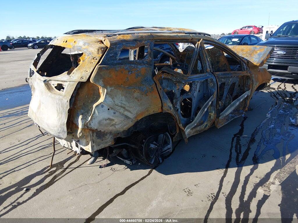 3GKALVEV9ML301215 2021 GMC TERRAIN photo no. 4