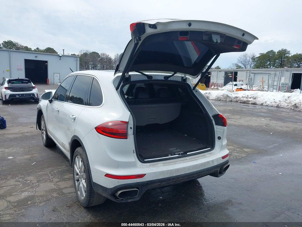 WP1AA2A20GKA10716 2016 PORSCHE CAYENNE photo no. 3