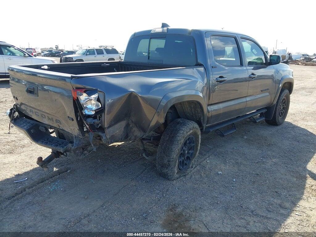 3TYCZ5AN1NT076233 2022 TOYOTA TACOMA photo no. 4