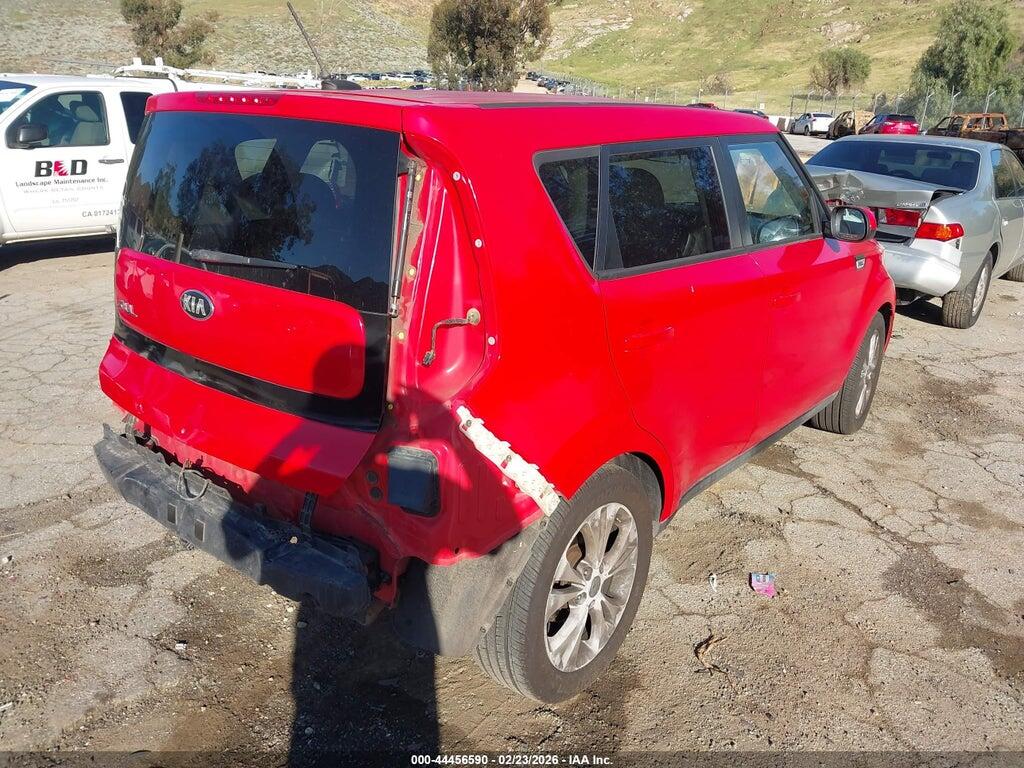 KNDJP3A54F7761819 2015 KIA SOUL photo no. 4