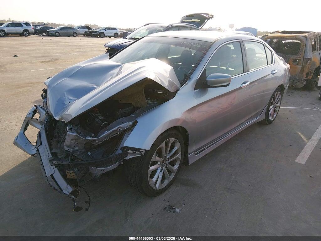 1HGCR2F15HA010657 2017 HONDA ACCORD photo no. 2