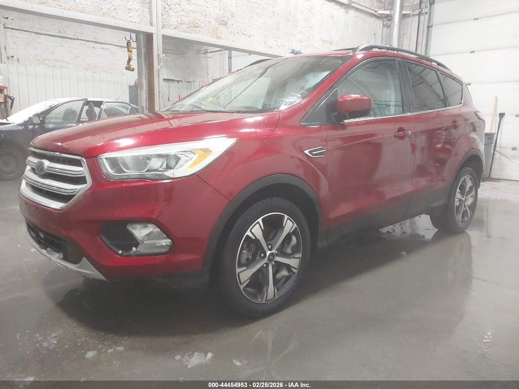 1FMCU9HD5JUB76920 2018 FORD ESCAPE photo no. 2