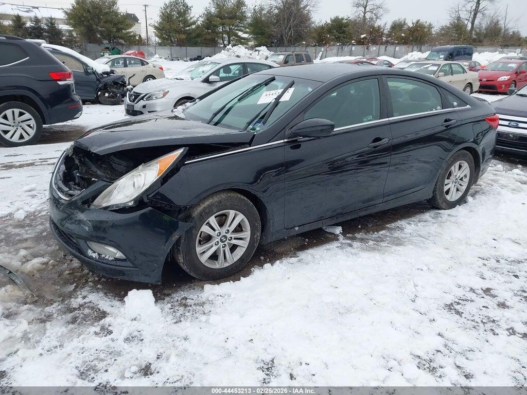 5NPEB4AC4DH641970 2013 HYUNDAI SONATA photo no. 2