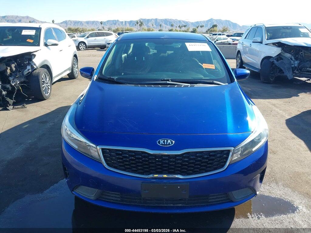 3KPFK4A72HE068083 2017 KIA FORTE photo no. 12