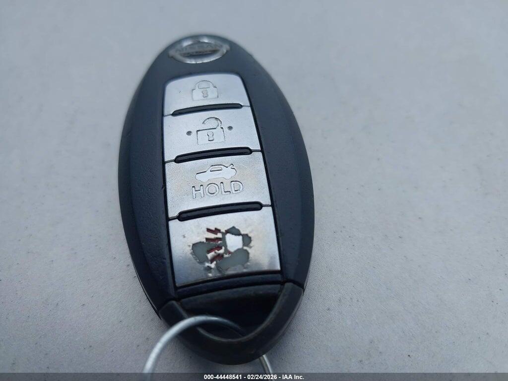 3N1AB7AP2GY221265 2016 NISSAN SENTRA photo no. 11