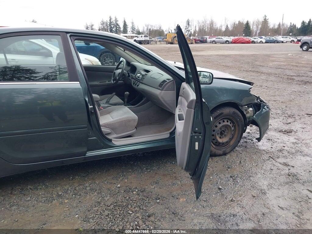 JTDBE32K320005268 2002 TOYOTA CAMRY photo no. 5