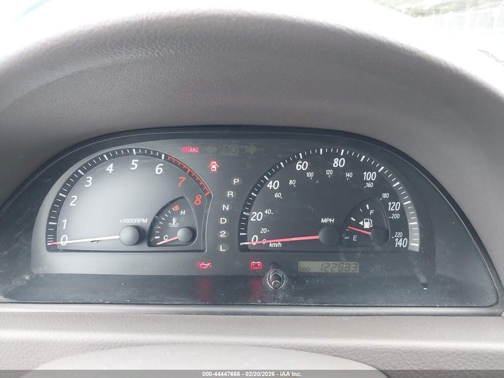 JTDBE32K320005268 2002 TOYOTA CAMRY photo no. 7