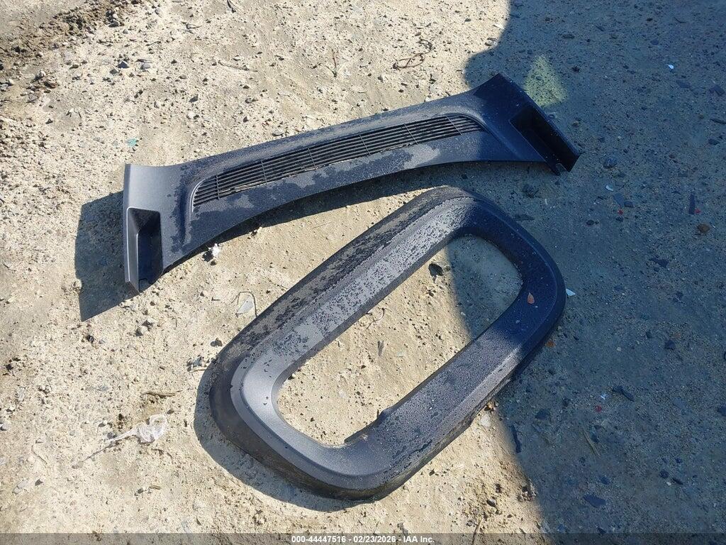 7SAYGDEE3TA409383 2026 TESLA MODEL Y photo no. 12