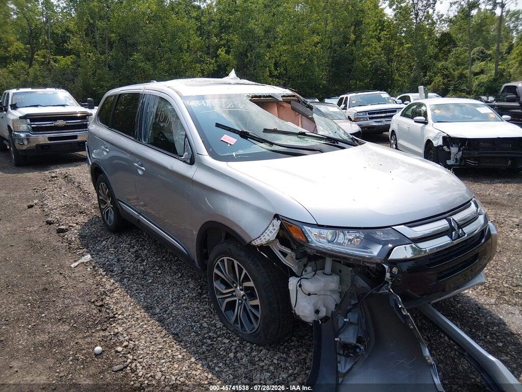 JA4AZ3A33JZ011599 2018 MITSUBISHI OUTLANDER photo no. 1