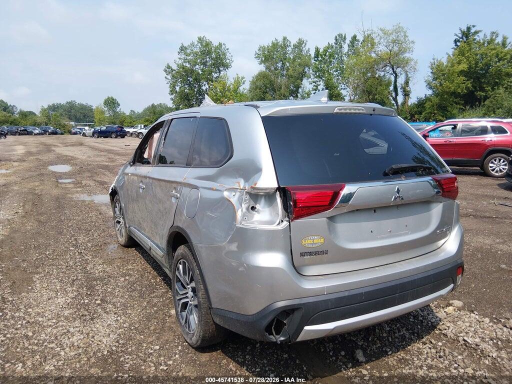 JA4AZ3A33JZ011599 2018 MITSUBISHI OUTLANDER photo no. 3