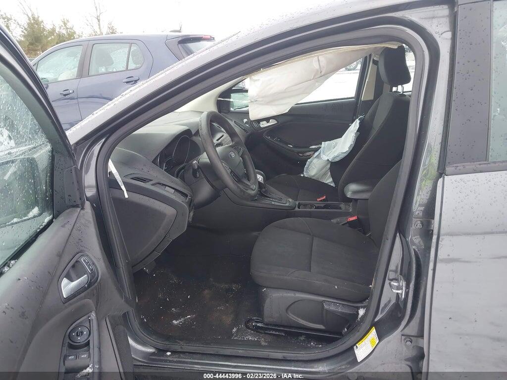 1FADP3F21HL288408 2017 FORD FOCUS photo no. 5