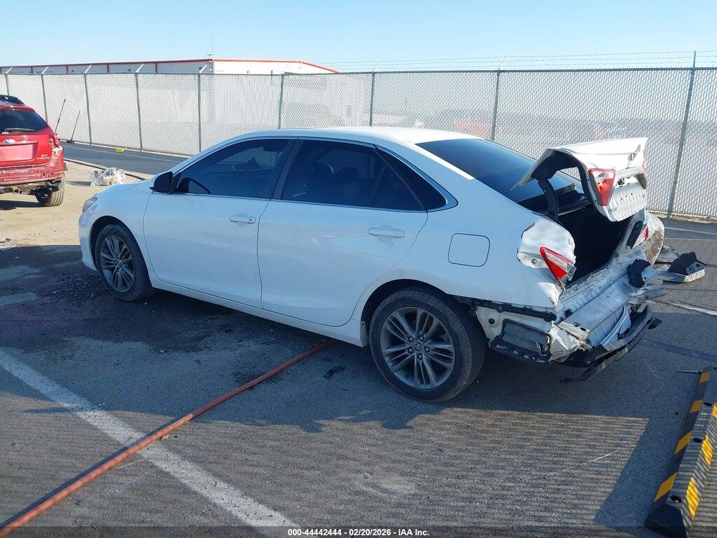 4T1BF1FK2FU073678 2015 TOYOTA CAMRY photo no. 3