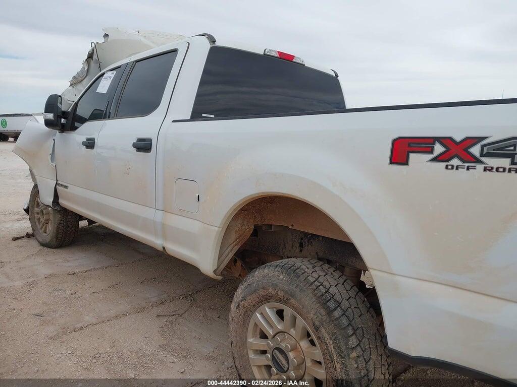 1FT7W2BT4KEF51263 2019 FORD F-250 photo no. 3