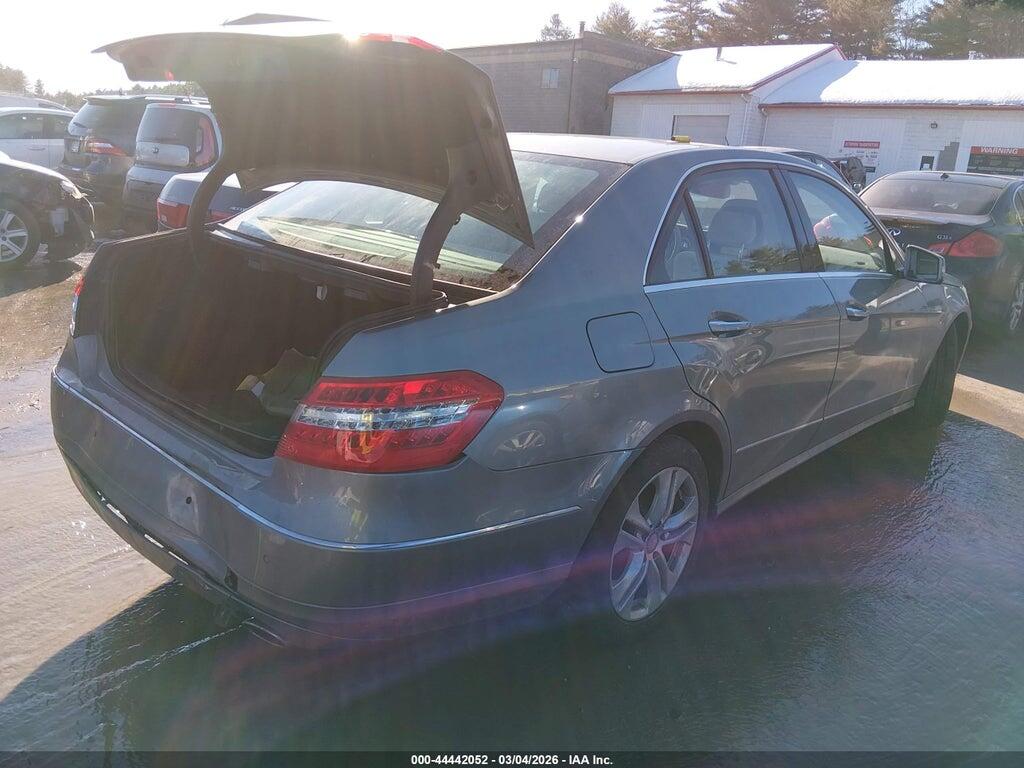 WDDHF8HBXAA220849 2010 MERCEDES-BENZ E 350 photo no. 4