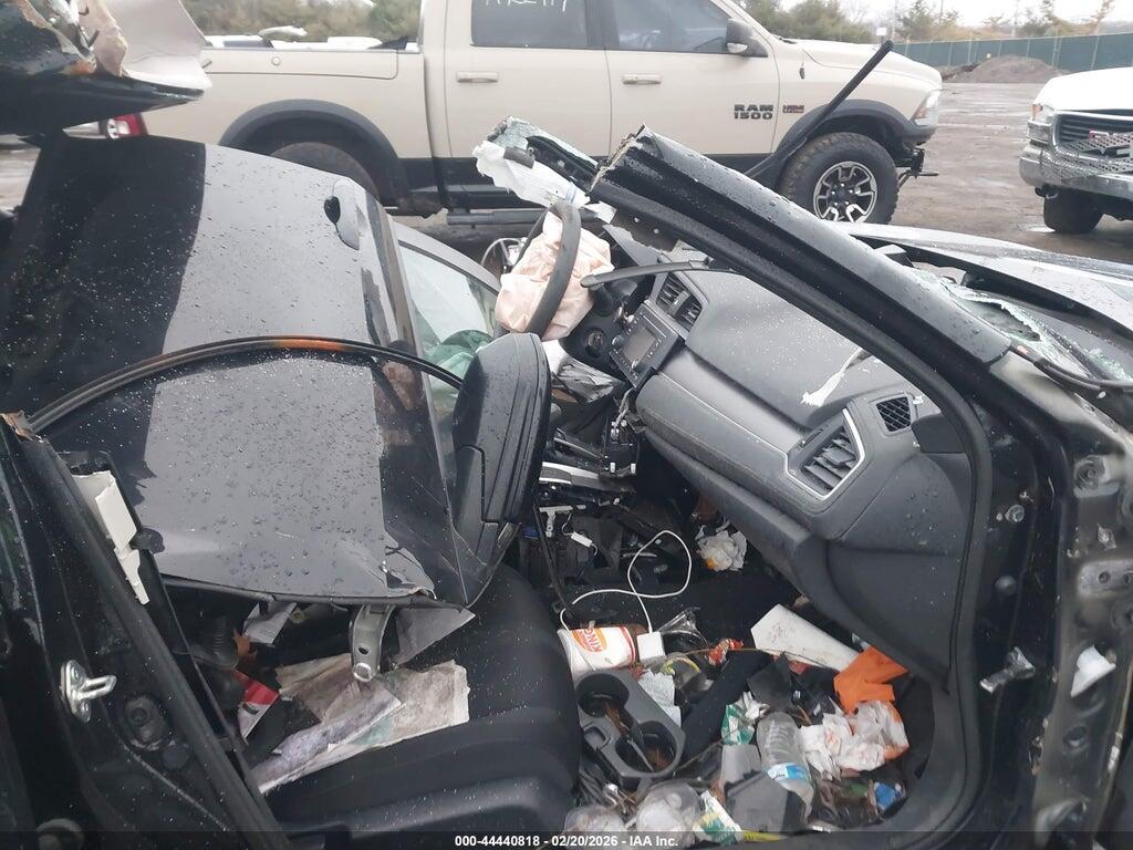 19XFC2F5XJE040613 2018 HONDA CIVIC photo no. 5