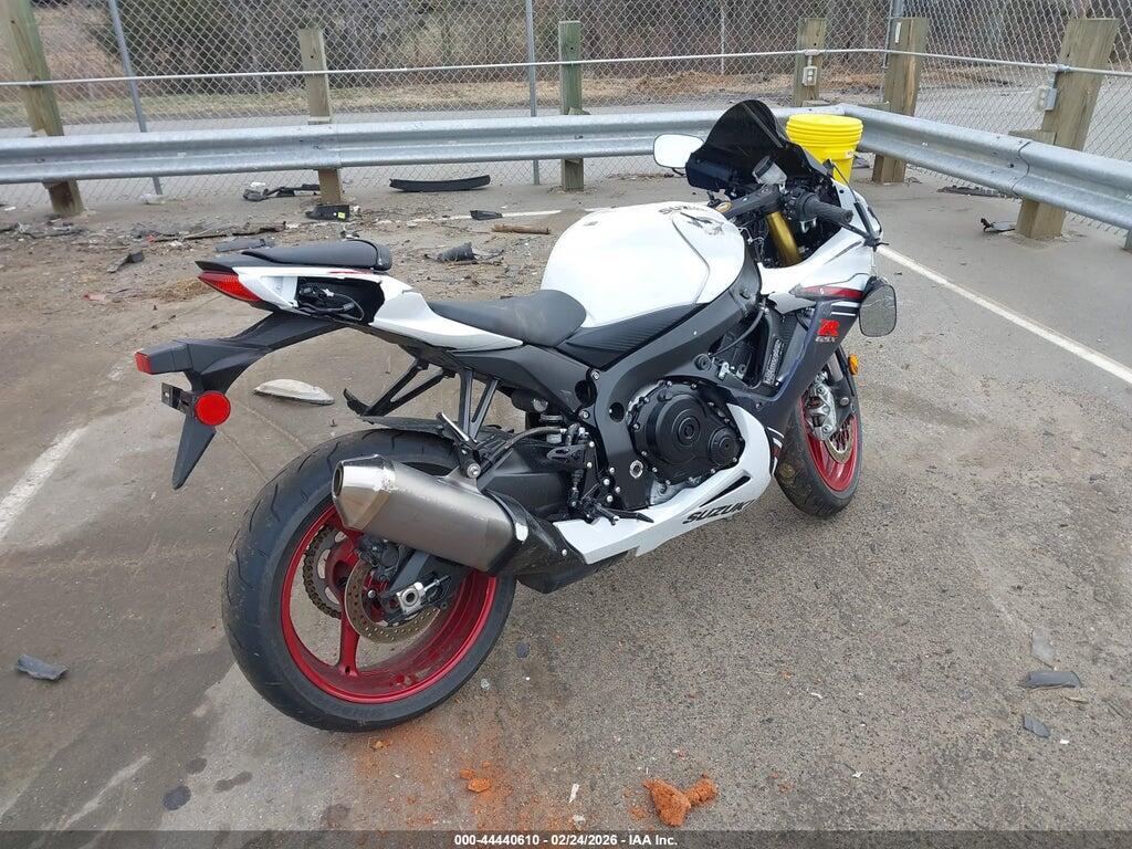 JS1GR7MA9S7100828 2025 SUZUKI GSX-R750 photo no. 4
