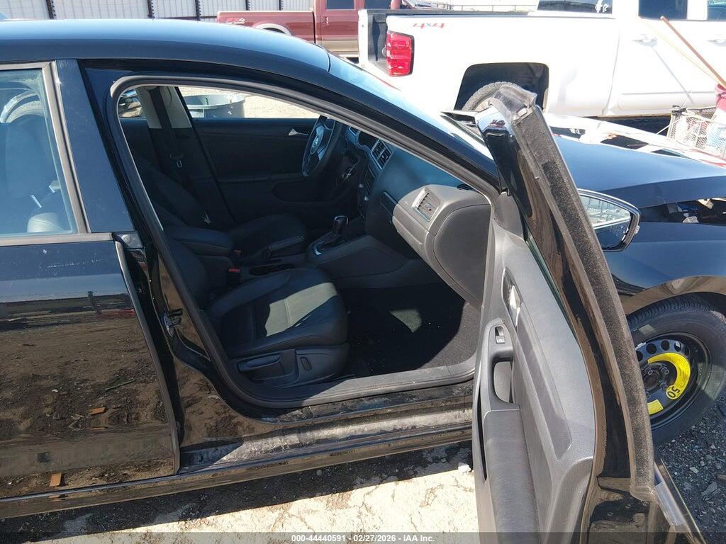 3VWD07AJ2EM372636 2014 VOLKSWAGEN JETTA photo no. 5