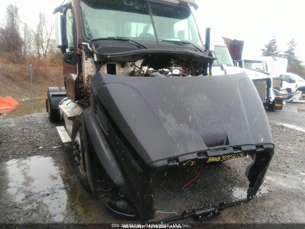3AKBGADV5LDLU1494 2020 FREIGHTLINER CASCADIA 113 photo no. 1