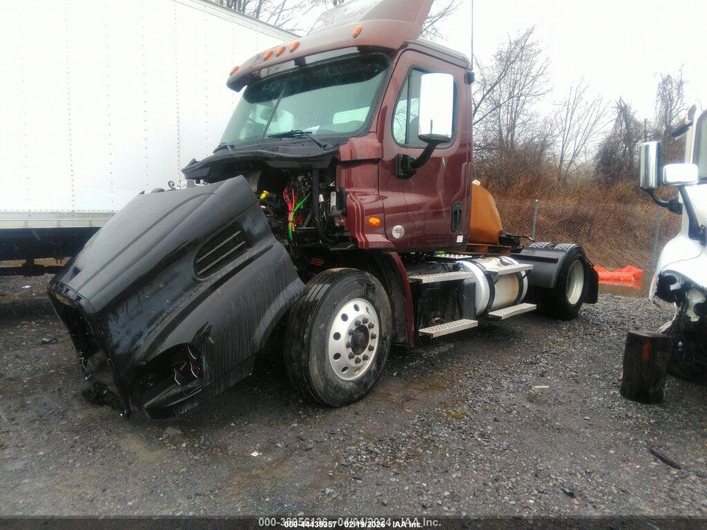 3AKBGADV5LDLU1494 2020 FREIGHTLINER CASCADIA 113 photo no. 2