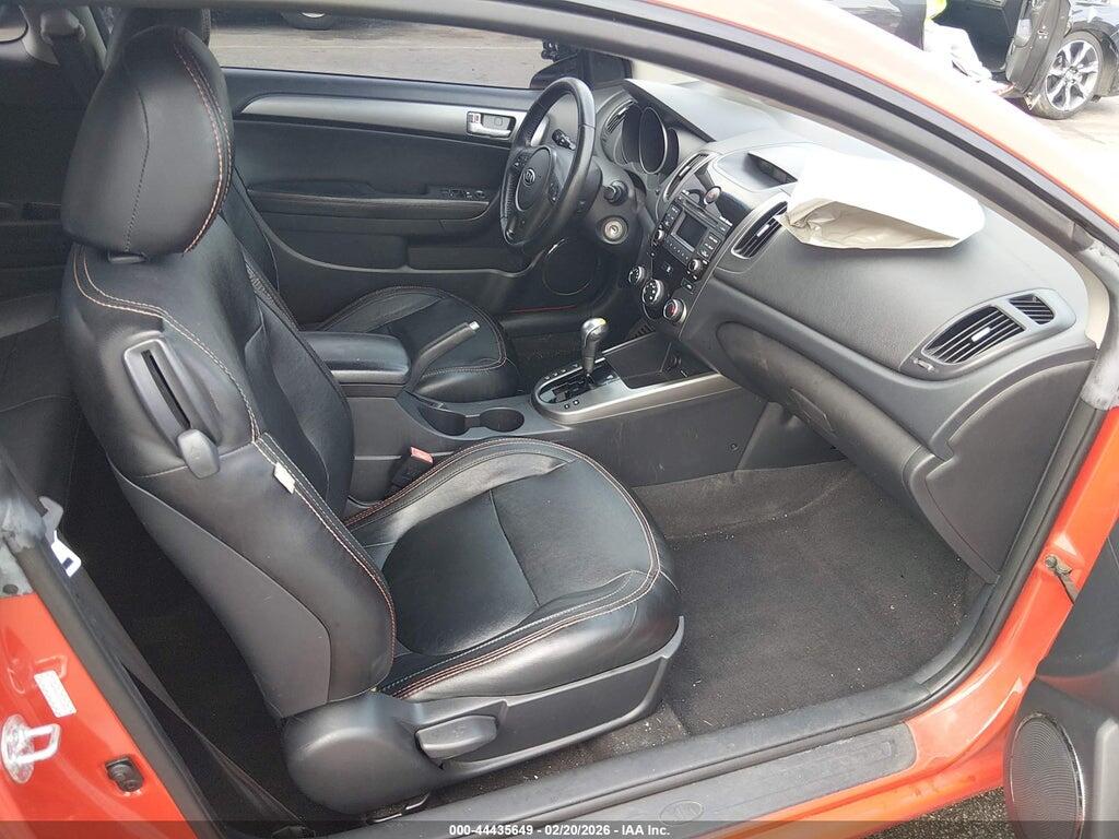 KNAFW6A3XA5278409 2010 KIA FORTE KOUP photo no. 5