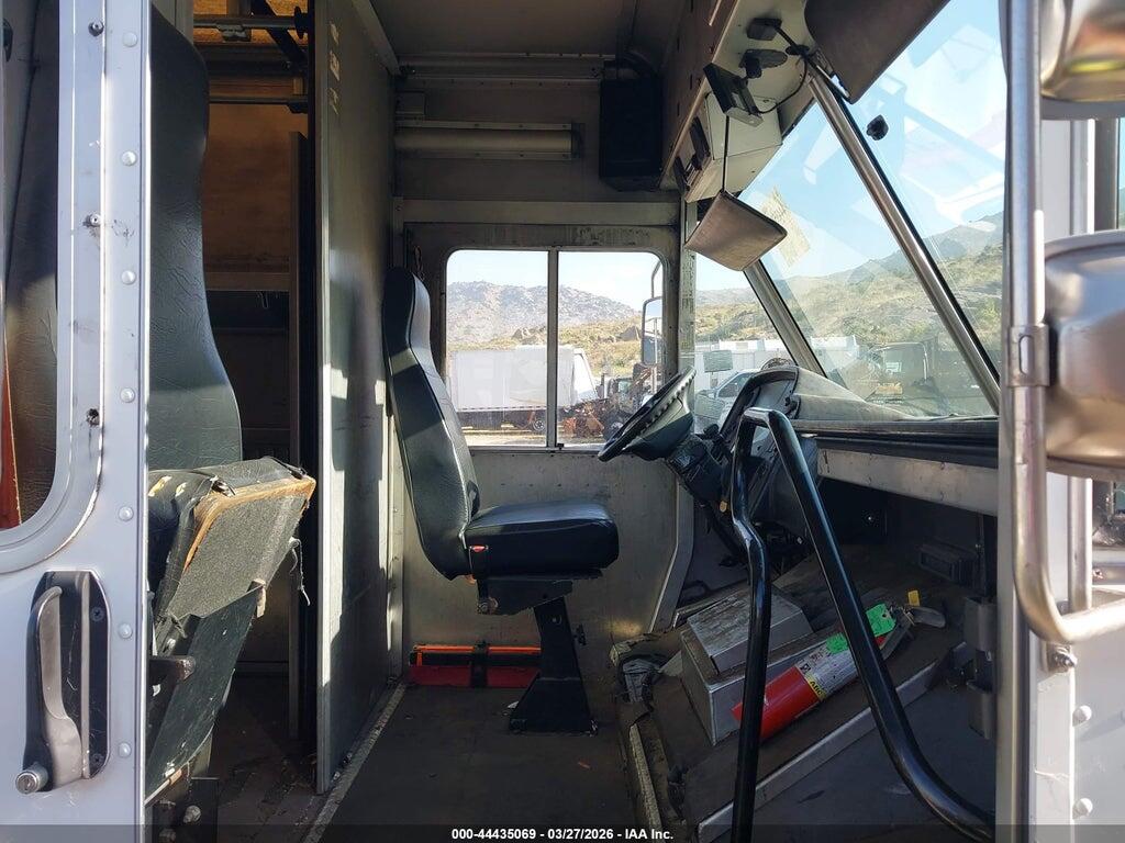 5B4KPD28793437106 2009 WORKHORSE CUSTOM CHASSIS COMMERCIAL CHASSIS photo no. 7