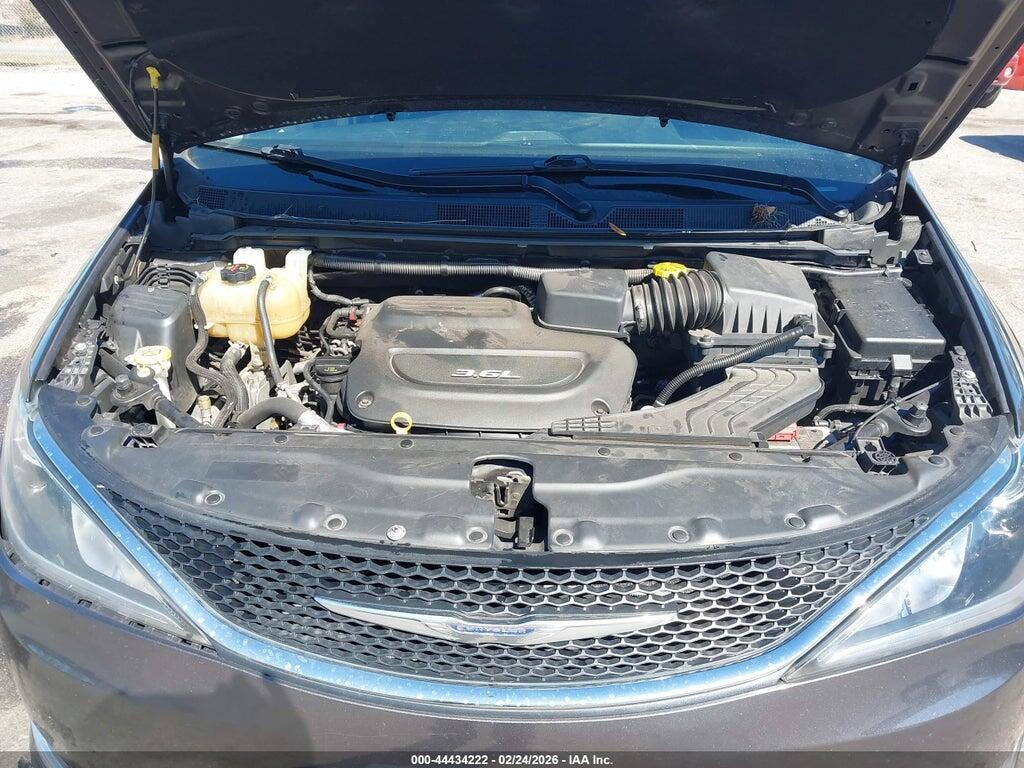 2C4RC1BG1HR543857 2017 CHRYSLER PACIFICA photo no. 10