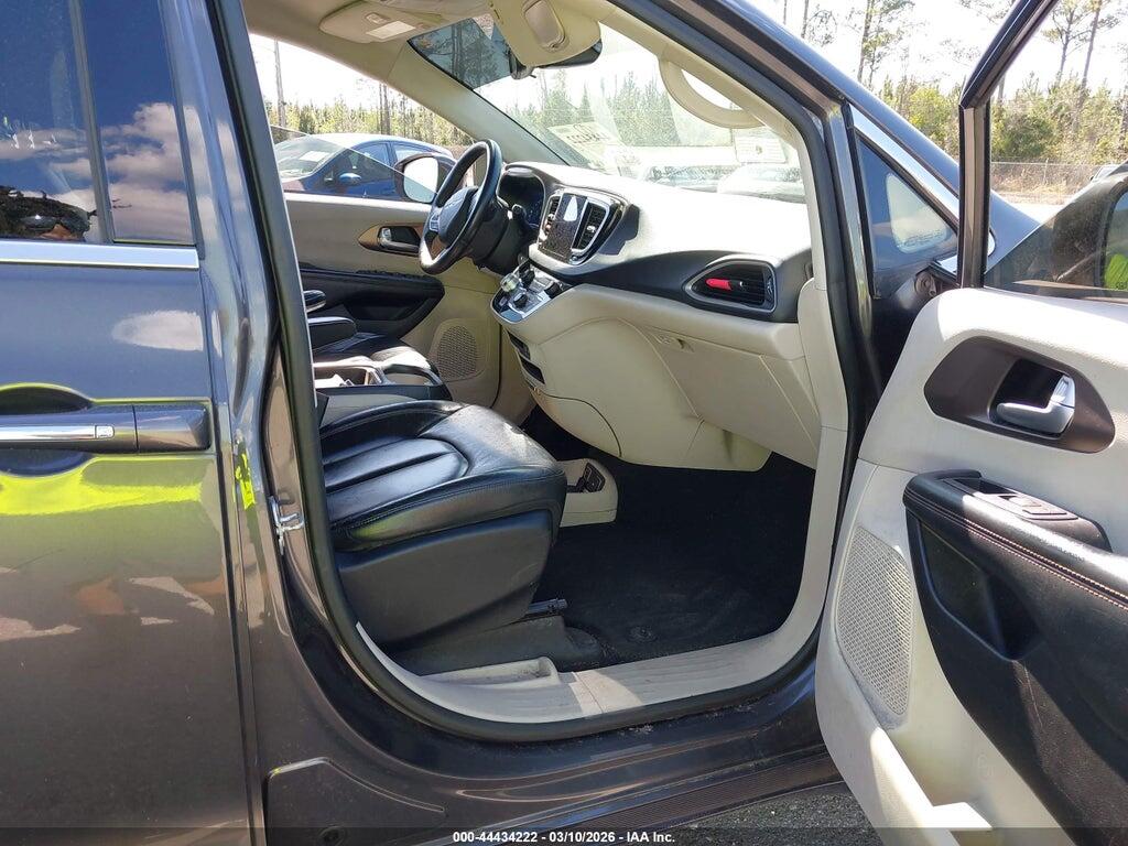 2C4RC1BG1HR543857 2017 CHRYSLER PACIFICA photo no. 5