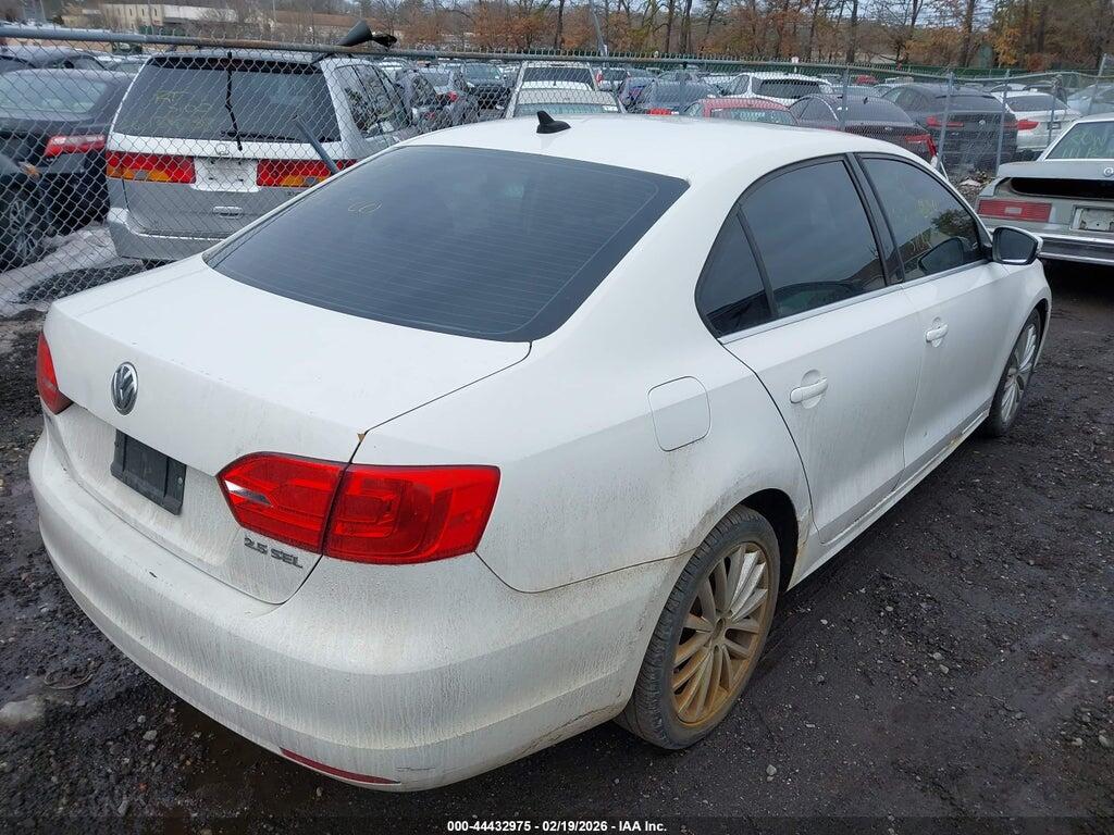 3VWLP7AJ6CM469049 2012 VOLKSWAGEN JETTA photo no. 4