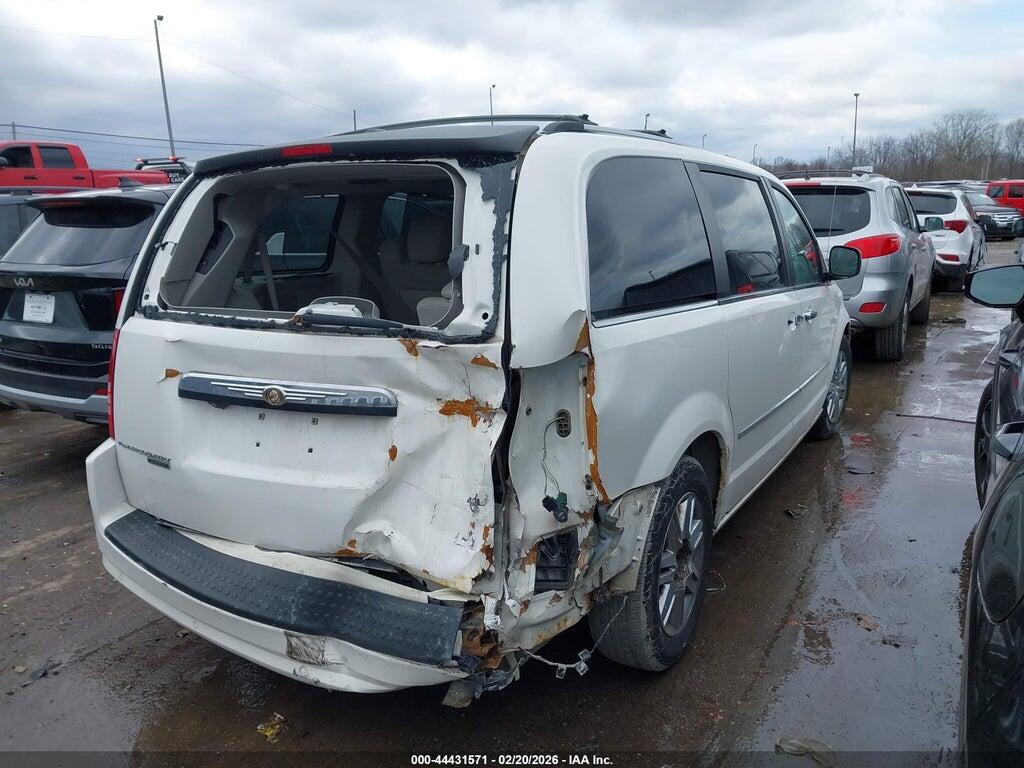 2A8HR64X68R691242 2008 CHRYSLER TOWN & COUNTRY photo no. 4