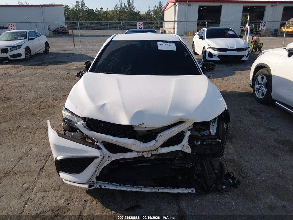 4T1T11AK7NU033590 2022 TOYOTA CAMRY photo no. 12