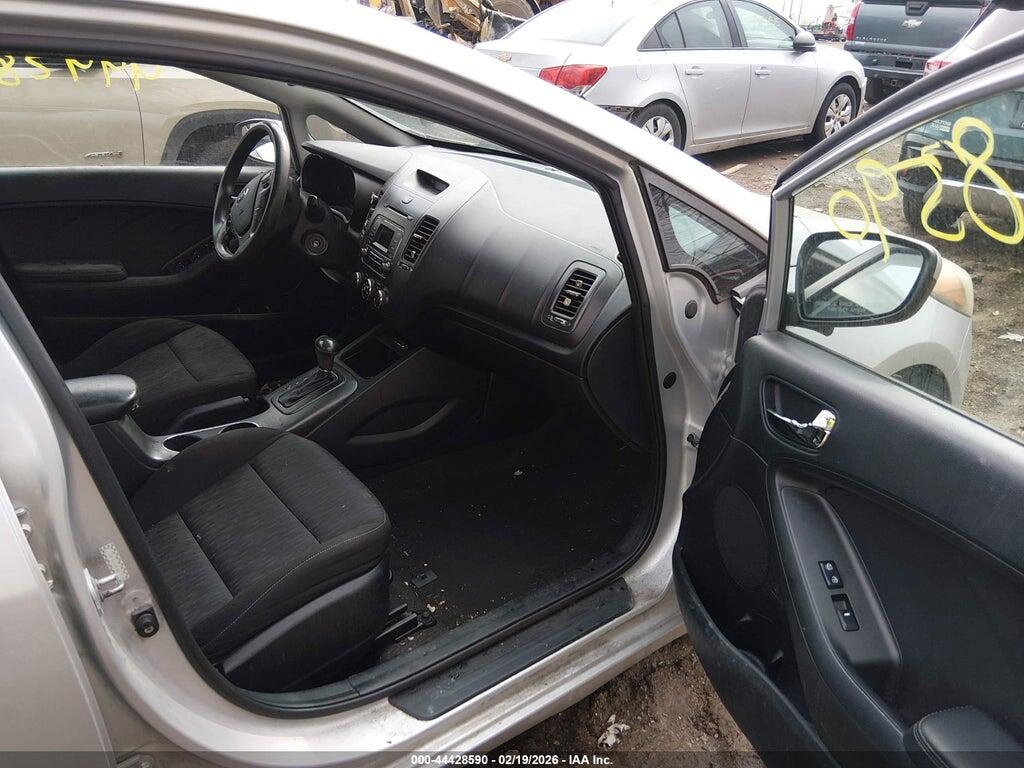 KNAFK4A61G5439393 2016 KIA FORTE photo no. 5