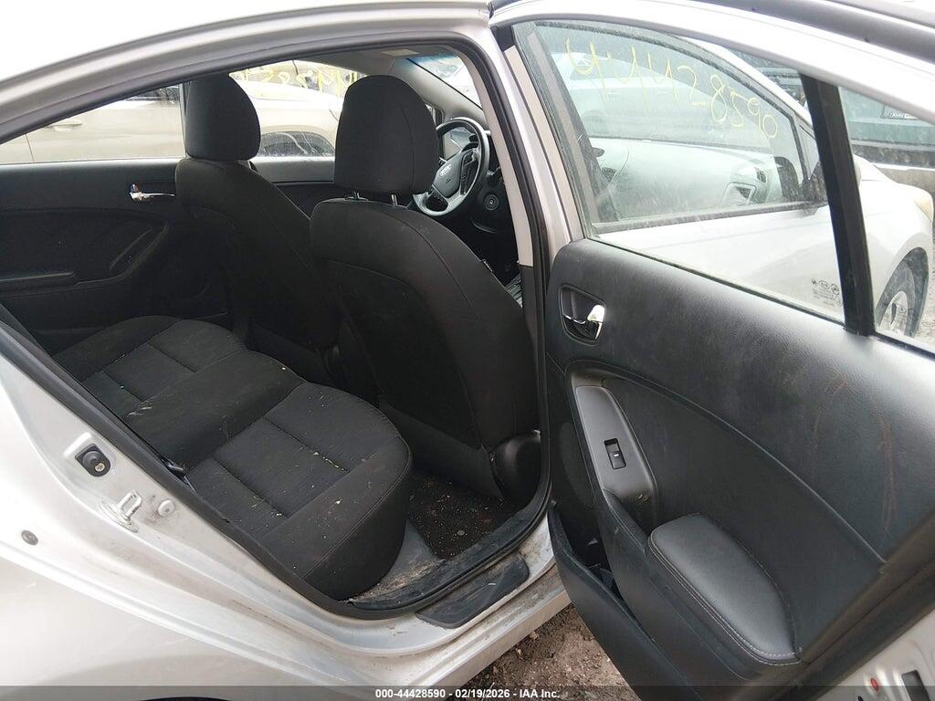 KNAFK4A61G5439393 2016 KIA FORTE photo no. 8