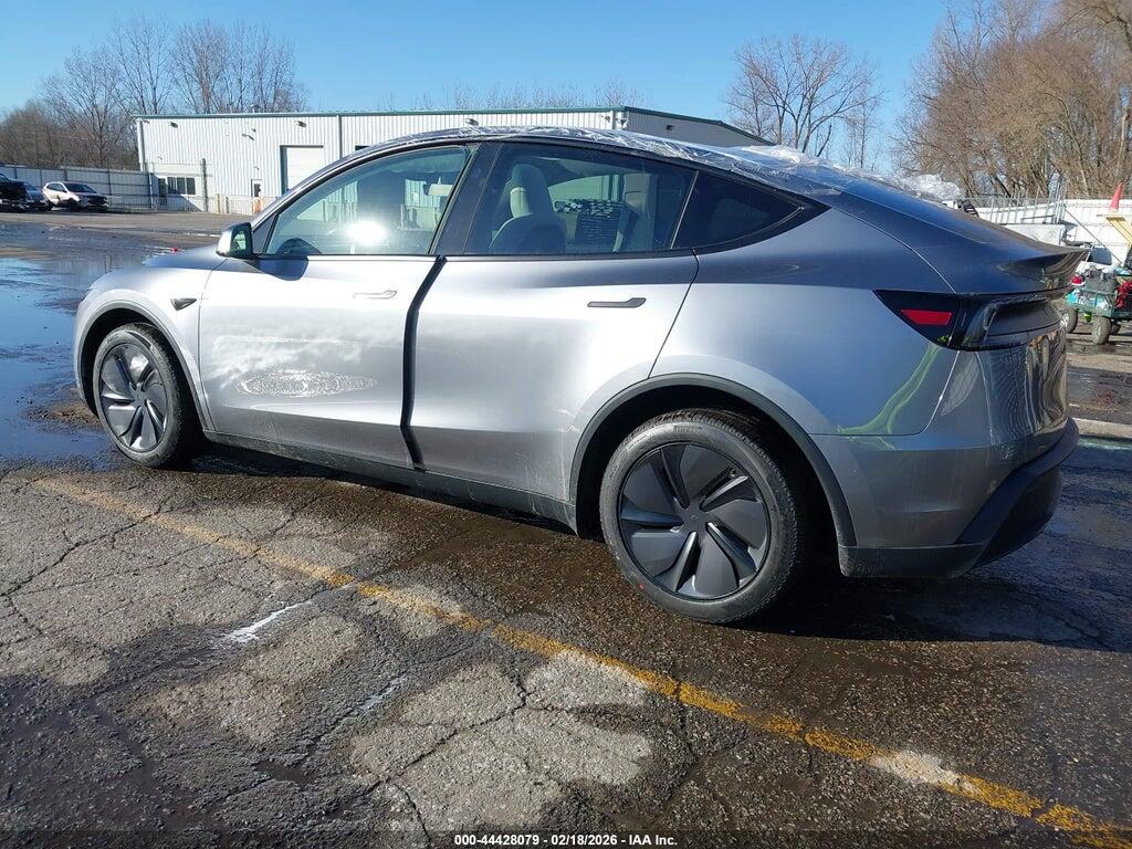 7SAYGDEE7TF567082 2026 TESLA MODEL Y photo no. 3