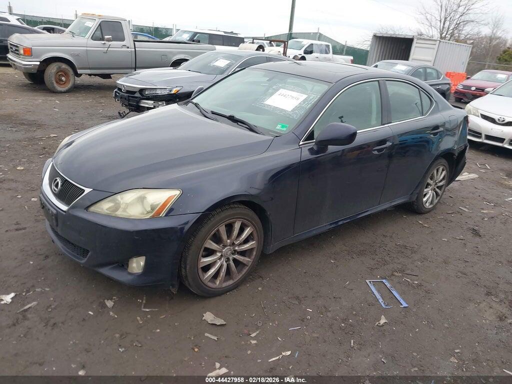 JTHCK262585024349 2008 LEXUS IS 250 photo no. 2