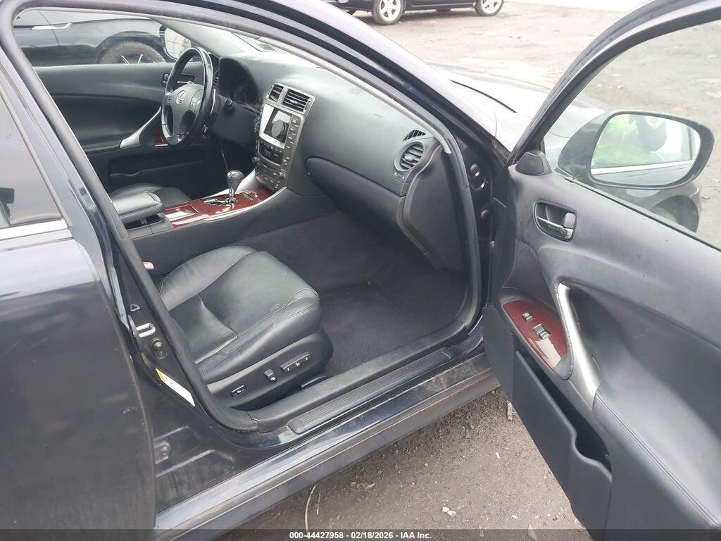 JTHCK262585024349 2008 LEXUS IS 250 photo no. 5
