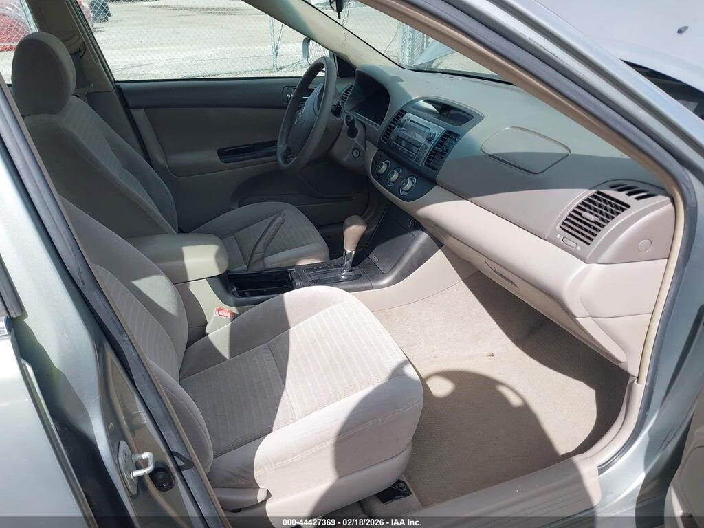 4T1BE32K35U520764 2005 TOYOTA CAMRY photo no. 5