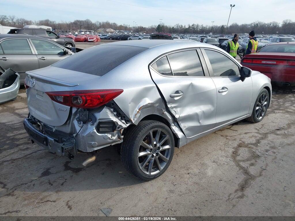 3MZBN1V38JM200770 2018 MAZDA MAZDA3 photo no. 4