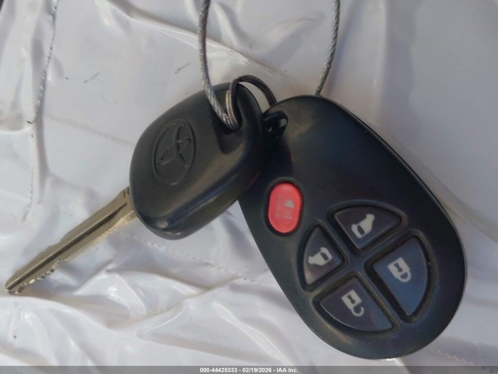 5TDKK3DC0FS591784 2015 TOYOTA SIENNA photo no. 11
