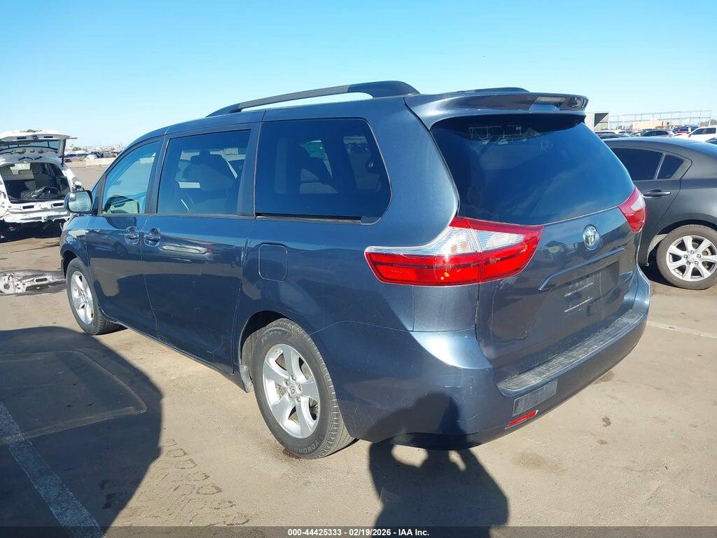 5TDKK3DC0FS591784 2015 TOYOTA SIENNA photo no. 3