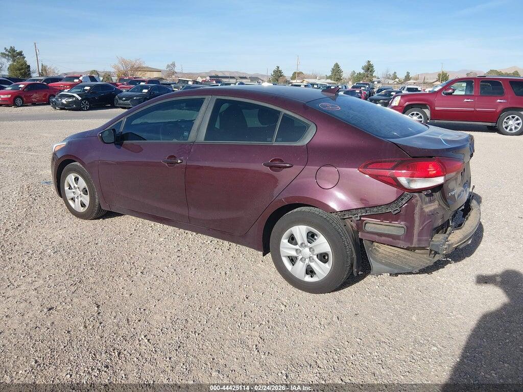 3KPFL4A71JE235987 2018 KIA FORTE photo no. 3