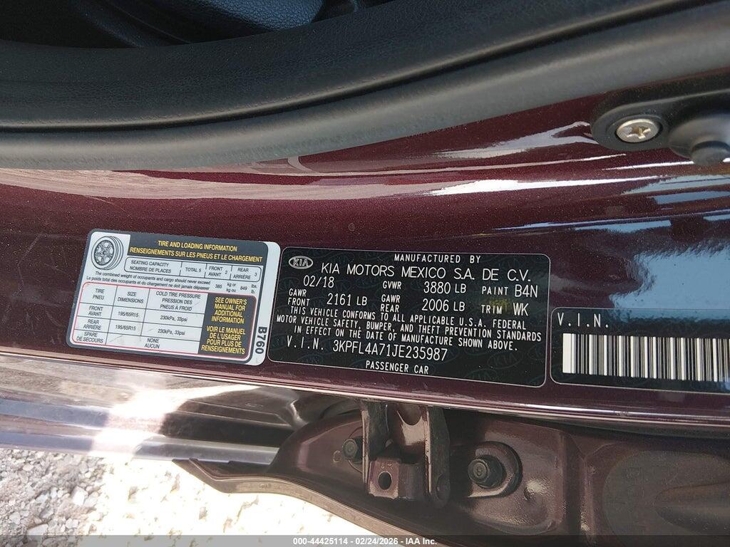 3KPFL4A71JE235987 2018 KIA FORTE photo no. 9