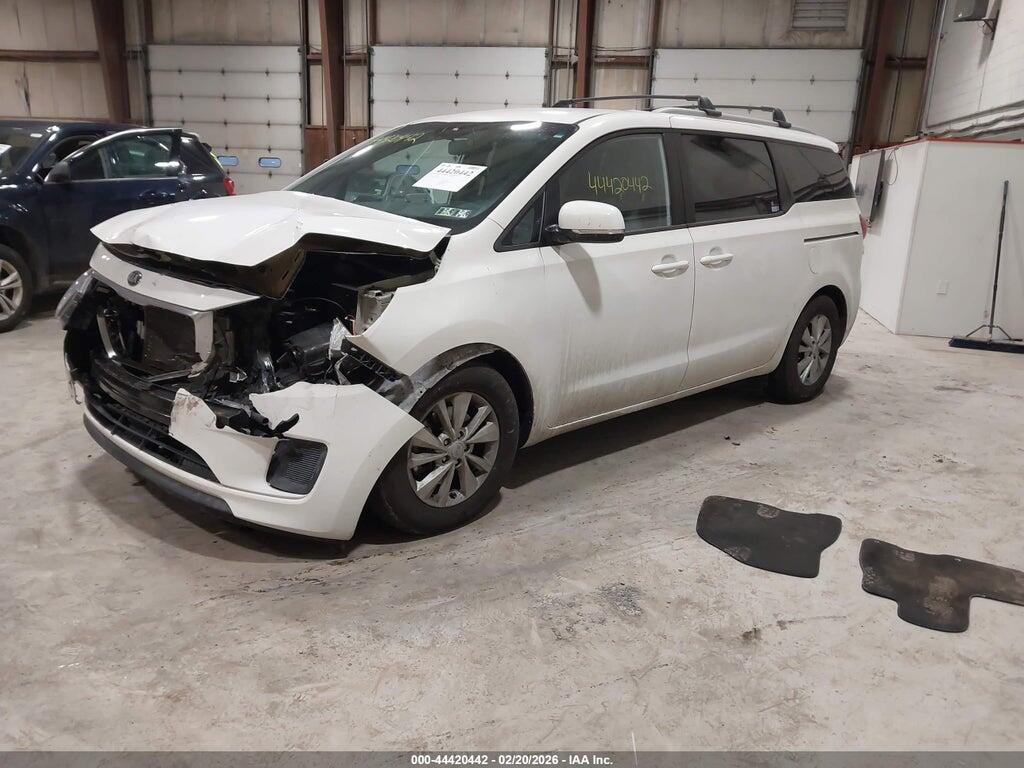 KNDMB5C14G6091309 2016 KIA SEDONA photo no. 2