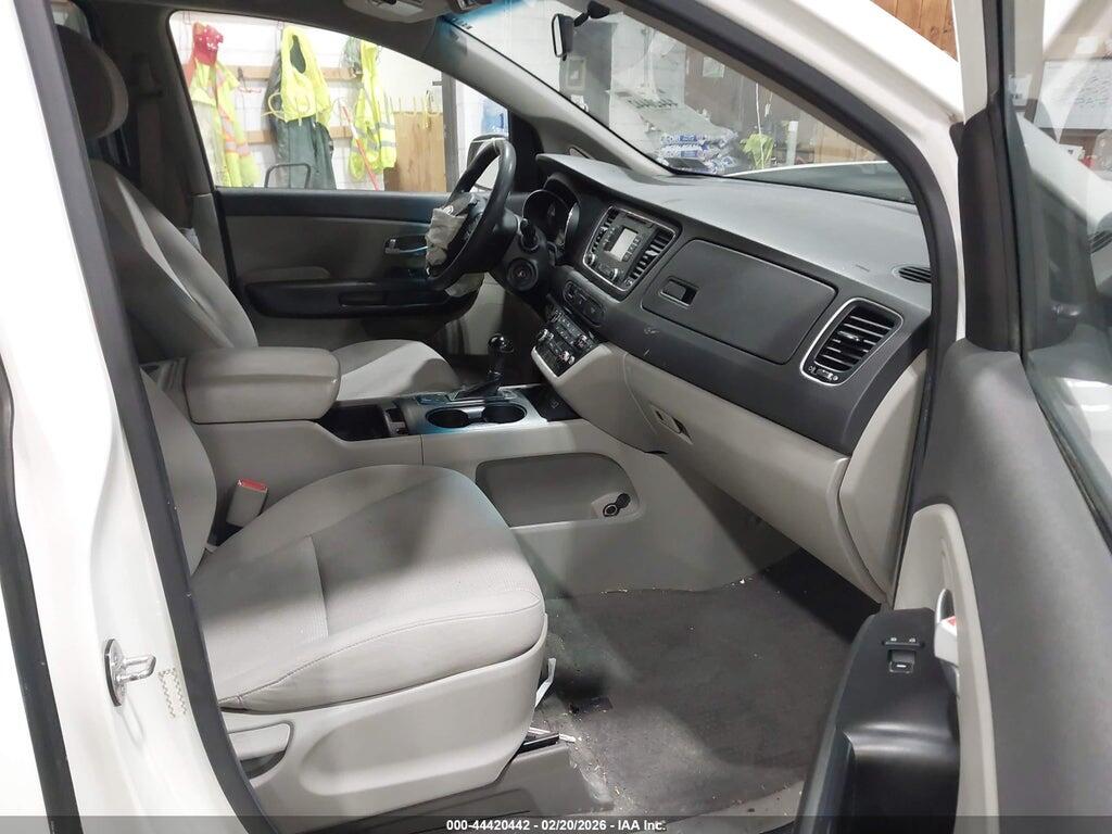 KNDMB5C14G6091309 2016 KIA SEDONA photo no. 5