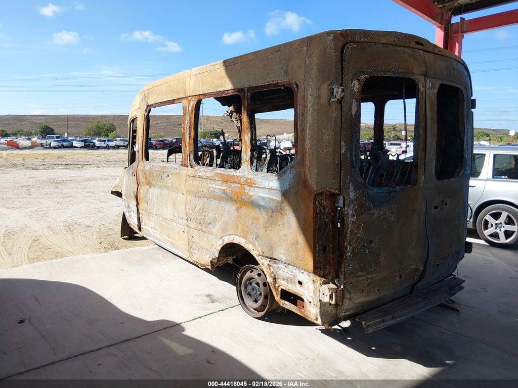 1FBAX2C83RKB65270 2024 FORD TRANSIT-350 PASSENGER VAN photo no. 3